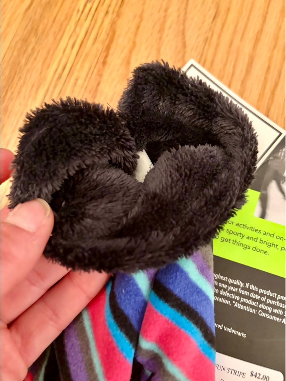 NWT Isotoner SmartTouch Active Fleece Gloves Plush Lined Stripe Women’s OS - Picture 2 of 5